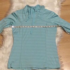 - MPG activewear workout top  teal blue hoodie size medium